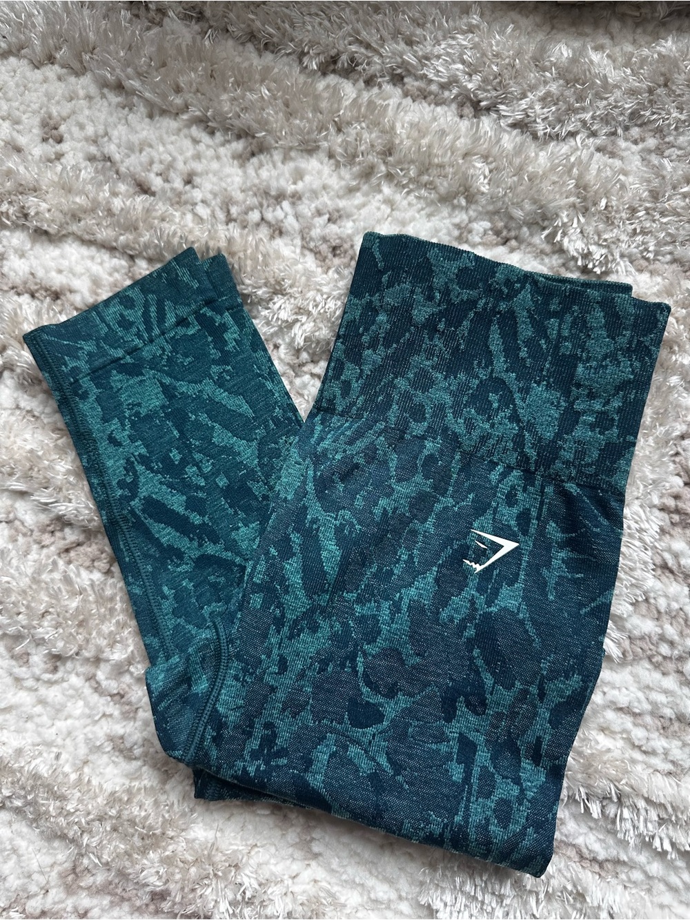 Gymshark women’s Teal Green Camo Leggings